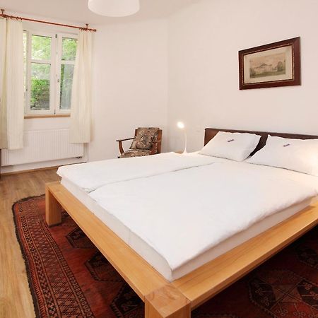 Villa Z - Apartment With Private Parking Brno Esterno foto