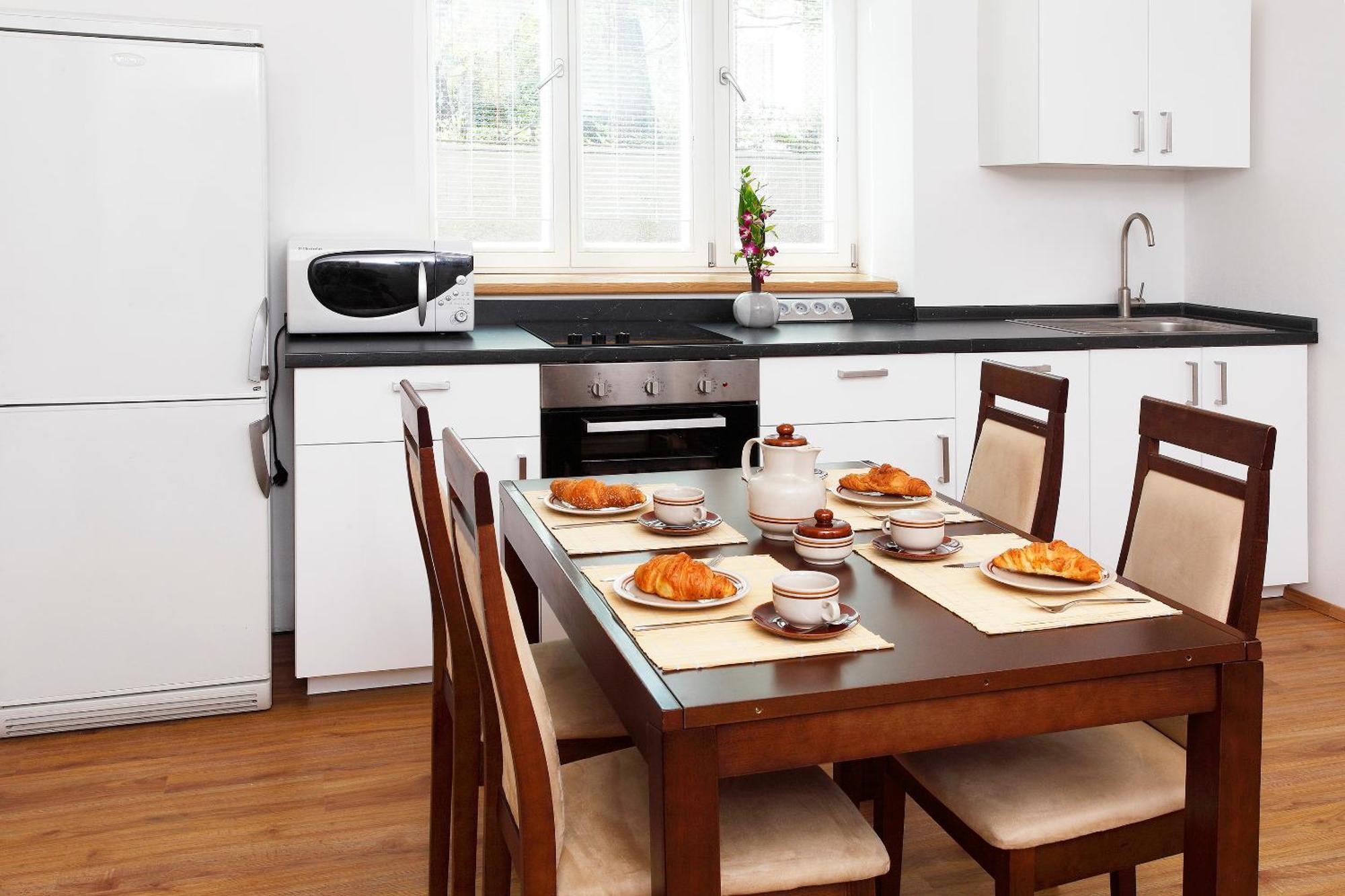 Villa Z - Apartment With Private Parking Brno Esterno foto