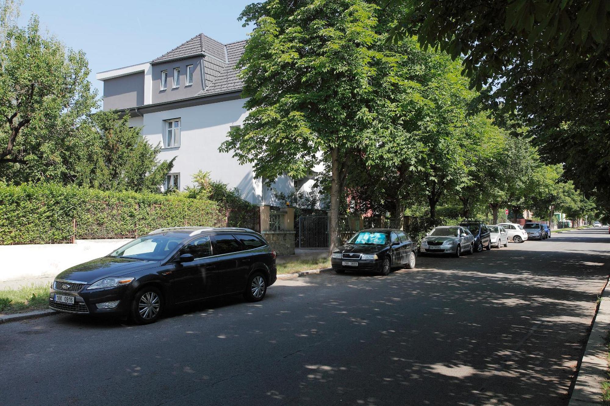 Villa Z - Apartment With Private Parking Brno Esterno foto
